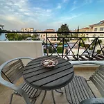 Nefeli Blue-horizon 2b, Pool, Suites, Big Balconies Апартаменты
