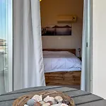 Nefeli Blue-horizon 2b, Pool, Suites, Big Balconies Апартаменты