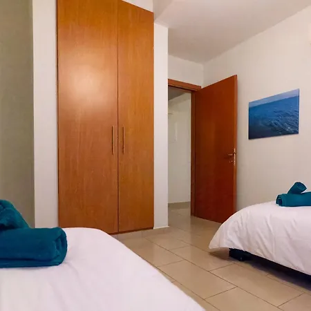 Apartment Nefeli Blue-horizon 2b, Pool, Suites, Big Balconies
