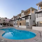 Nefeli Blue-horizon 2b, Pool, Suites, Big Balconies