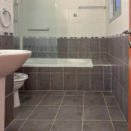 Nefeli Blue-horizon 2b, Pool, Suites, Big Balconies パ フォス