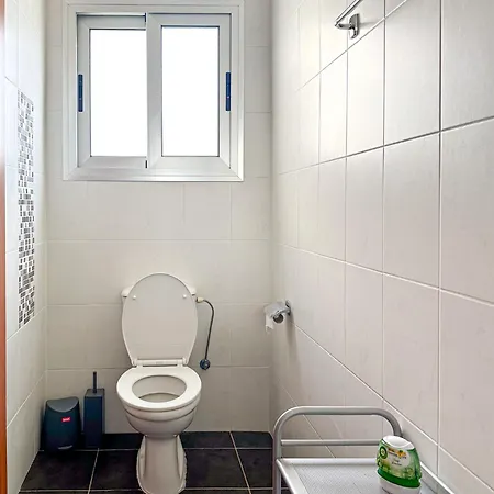 Apartamento Nefeli Blue-horizon 2b, Pool, Suites, Big Balconies Pafos